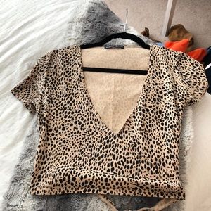 BRANDY MELVILLE CHEETA TOP